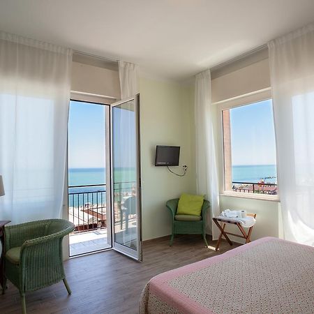 Hotel Bianchi Nicola Porto Recanati Buitenkant foto
