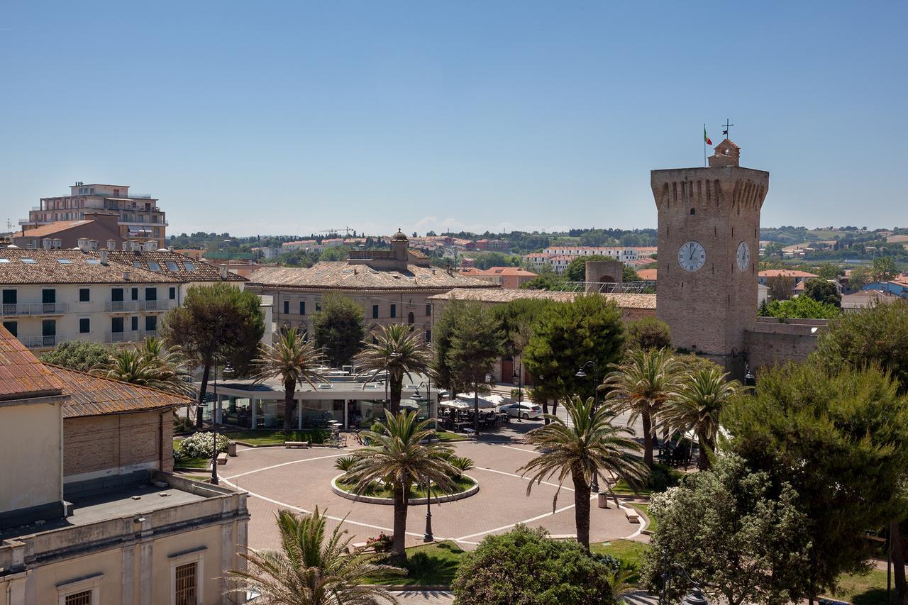 Hotel Bianchi Nicola Porto Recanati Buitenkant foto